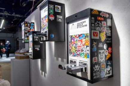 "Invader Space Station" exposition de Invader du 17 février au 5 mai 2024 dans les anciens locaux de Libération au 11 rue Béranger - Paris 3è