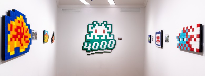 "4000" exposition de Space Invader à la galerie Over the Influence du 10 décembre 2022 au 22 janvier 2023
