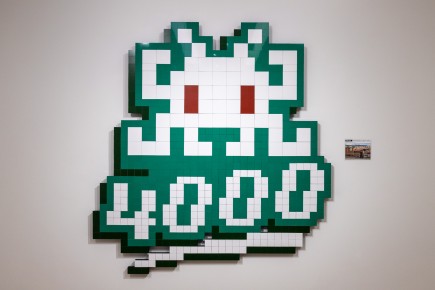 "4000" exposition de Space Invader à la galerie Over the Influence du 10 décembre 2022 au 22 janvier 2023