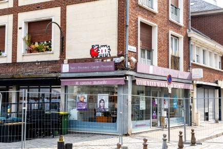 AMI_03 - Apple Space - Amiens /// 30 pts