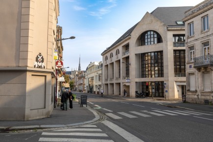 AMI_08 - Kiss from Amiens /// 40 pts