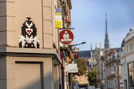 AMI_08 - Kiss from Amiens /// 40 pts
