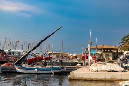 CAZ-39 - Sur le Port - Porquerolles (83) /// 30 pts