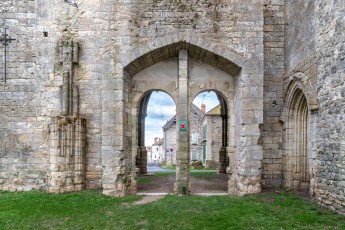 FTBL_ 02 - In spiritum sanctum - Basilique Saint-Mathurin - Larchant (77) /// 20 pts