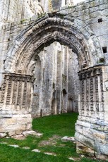 FTBL_ 02 - In spiritum sanctum - Basilique Saint-Mathurin - Larchant (77) /// 20 pts