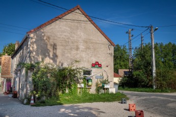 FTBL_26 - Eternal flowers - Brasserie Pachamama - Rue de la ferme - Cugny (77) /// 40 pts