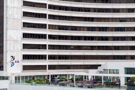 HK_130 - Shopping mermaid - Harbour City - Yau Tsim Mong District - Hong Kong