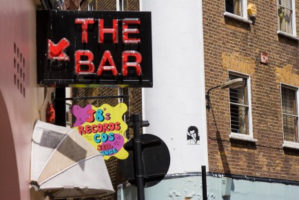 LDN-73 - Soho - Sid Vicious - Londres /// 30 pts