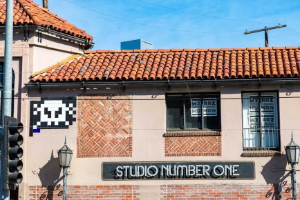 LA_160 - Studio Number One - Silver Lake / Echo Park - Los Angeles /// 50 pts