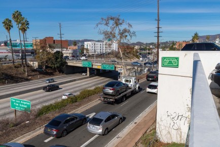 LA_212 - In dollars we trust - Hollywood / Los Feliz - Los Angeles /// 40 pts