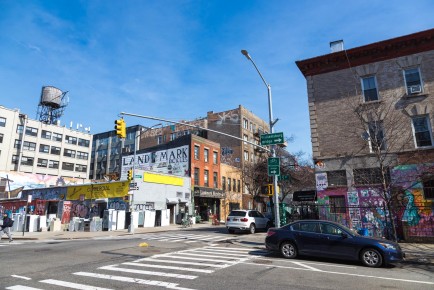 NY-103 - Williamsburg - Brooklyn - New York /// 30 pts