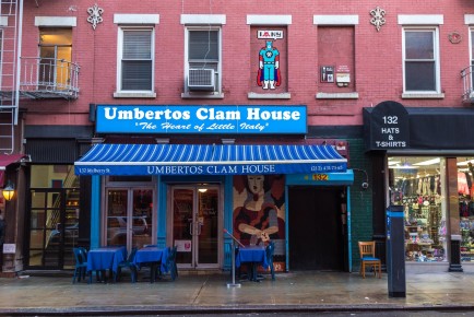 NY-147 - SuperInvader - Little Italy - Manhattan - New York /// 50 pts