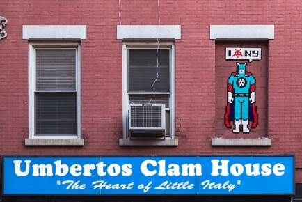 NY-147 - SuperInvader - Little Italy - Manhattan - New York /// 50 pts