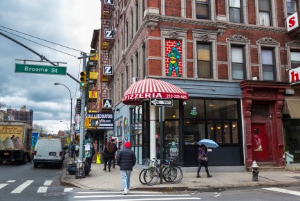 NY-156 - Leonardo (Teenage Mutant Ninja Turtles) - Lower East Side - Manhattan - New York /// 100 pts