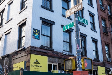 NY-164 - East Village - Manhattan - New York /// 30 pts