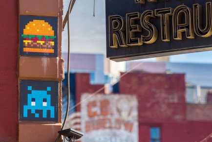 NY-168 - Burger time - Greenwich Village - Manhattan - New York /// 40 pts