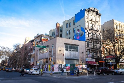 NY-174 - Spiderman - East Village - Manhattan - New York /// 30 pts