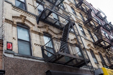 NY-177 - Coke can - Lower East Side - Manhattan - New York /// 20 pts