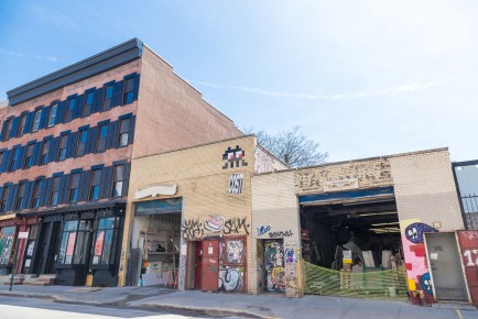 NY-184 - Williamsburg - Brooklyn - New York /// 50 pts