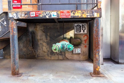 NY-187 - Trash - Chelsea - Manhattan - New York /// 30 pts