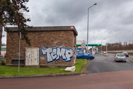 PA-1041 -Thiais (94) /// 20 pts