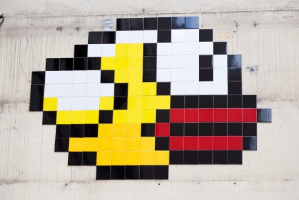 PA-1089 - Flappy Bird - Quartier Saint-Philippe-du-Roule 08è /// 100 pts