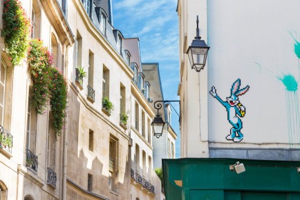 PA-1172 - What's up doc ?... Bugs Bunny - Quartier Saint-Merri 04è /// 50 pts