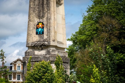 PA-1234 - To Louis XV - Obélisque Villeneuve le Comte - D231 ( 77)