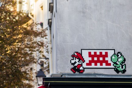 PA-1249 - Mario et Yoshi - Quartier Saint-Gervais 04è /// 40 pts