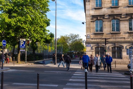 PA-1275 - Invader was here - Quartier Trudaine - Rochechouart 09è /// 40 pts