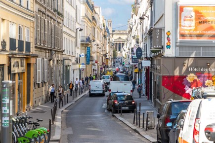 PA-1392 - Hôtel !!! - Quartier Porte Saint-Denis - Paradis 10è /// 30 pts