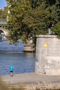 PA-1516 - Yellow ring - Bord de Seine - Quartier des Îles 04è /// 30 pts