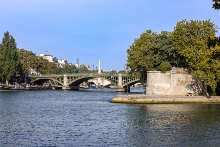 PA-1516 - Yellow ring - Bord de Seine - Quartier des Îles 04è /// 30 pts