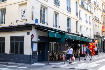 PA-1518 - Cut it - Quartier Saint-Germain des Prés 06è /// 40 pts