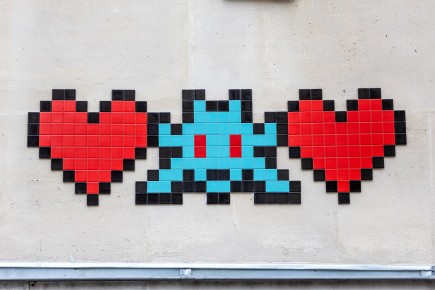 PA-1531 - Love from space - Quartier 05è /// 40 pts