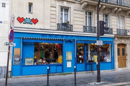 PA-1531 - Love from space - Quartier 05è /// 40 pts
