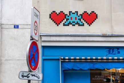 PA-1531 - Love from space - Quartier 05è /// 40 pts