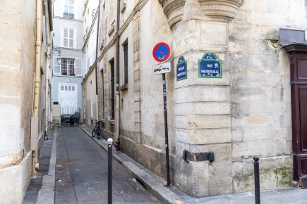 PA-1550 - Quartier de la Monnaie 06è /// 20 pts