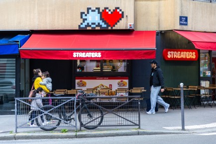 PA-1555 - Space and love - Quartier Plaine Lagny 20è /// 40 pts