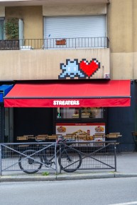 PA-1555 - Space and love - Quartier Plaine Lagny 20è /// 40 pts