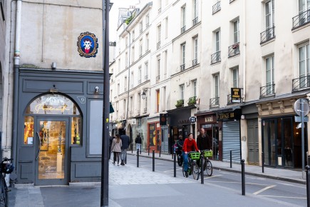 PA-1557 - Mr I - Quartier de la Monnaie 06è /// 40 pts