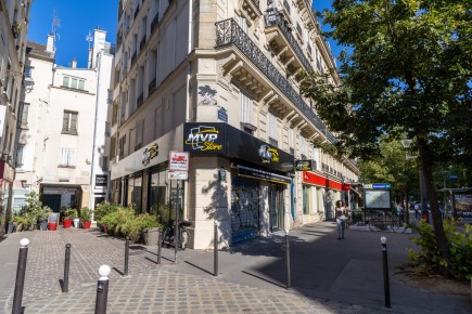 PA-1569 - Son Goku - Dragon Ball - Quartier République - Saint-Ambroise 11è /// 30 pts
