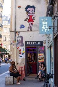PA-1570 - Poo-poo-pee-doo ! - Quartier Saint-Merri 04è /// 50 pts
