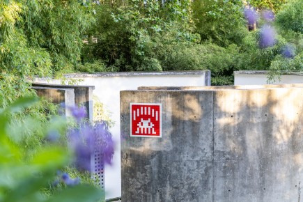 PA-1581 - Invasion promenade cinématique - Quartier du Bassin de la Villette 19è /// 30 pts