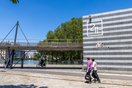 PA-1582 - Invasion 211 - Quartier du Bassin de La Villette 19è /// 50 pts