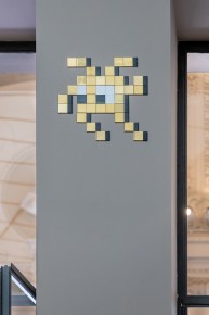 PA-1594 - Museum invasion - We are still here - Petit Palais - Quartier du Triange d'or 08è /// 40 pts