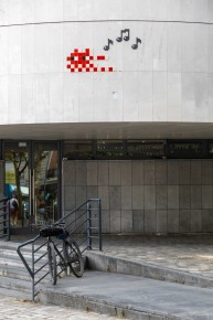 PA-1596 - Let the music play - Quartier du Bassin de la Villette 19è /// 40 pts
