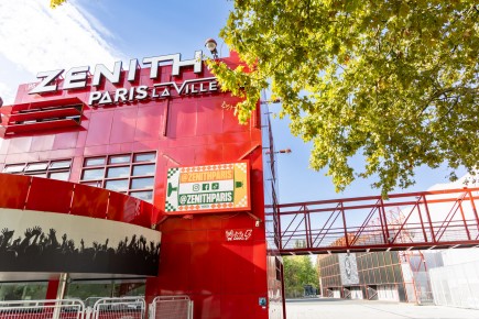 PA-1598 - Zenith rocks - Zentih - Quartier Bassin de la Villette 19è /// 30 pts