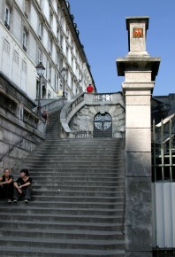 PA-352 - Quartier Louis Blanc - Aqueduc 10è /// 10 pts