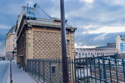 PA-565 - Quartier Louis Blanc - Aqueduc 10è /// 20 pts